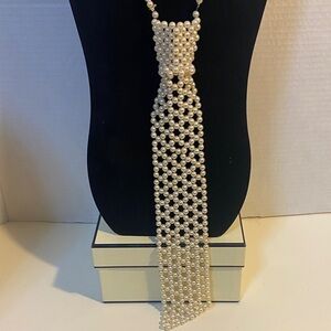 Vintage Elegant Pearl Necklace tie